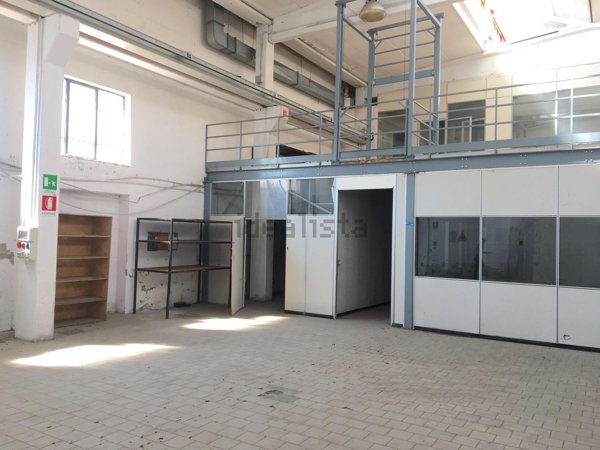 ufficio in vendita a Legnano