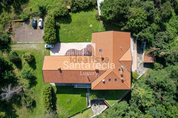casa indipendente in vendita a Legnano