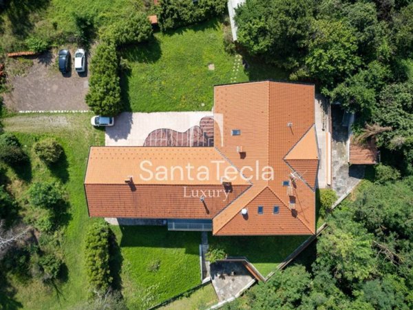 casa indipendente in vendita a Legnano