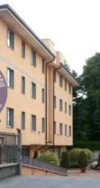 negozio in vendita a Legnano