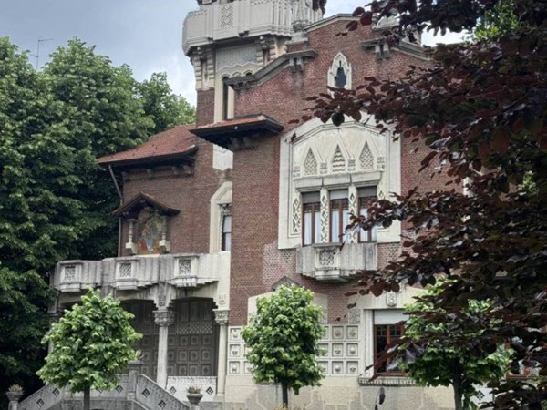 villa in vendita a Legnano