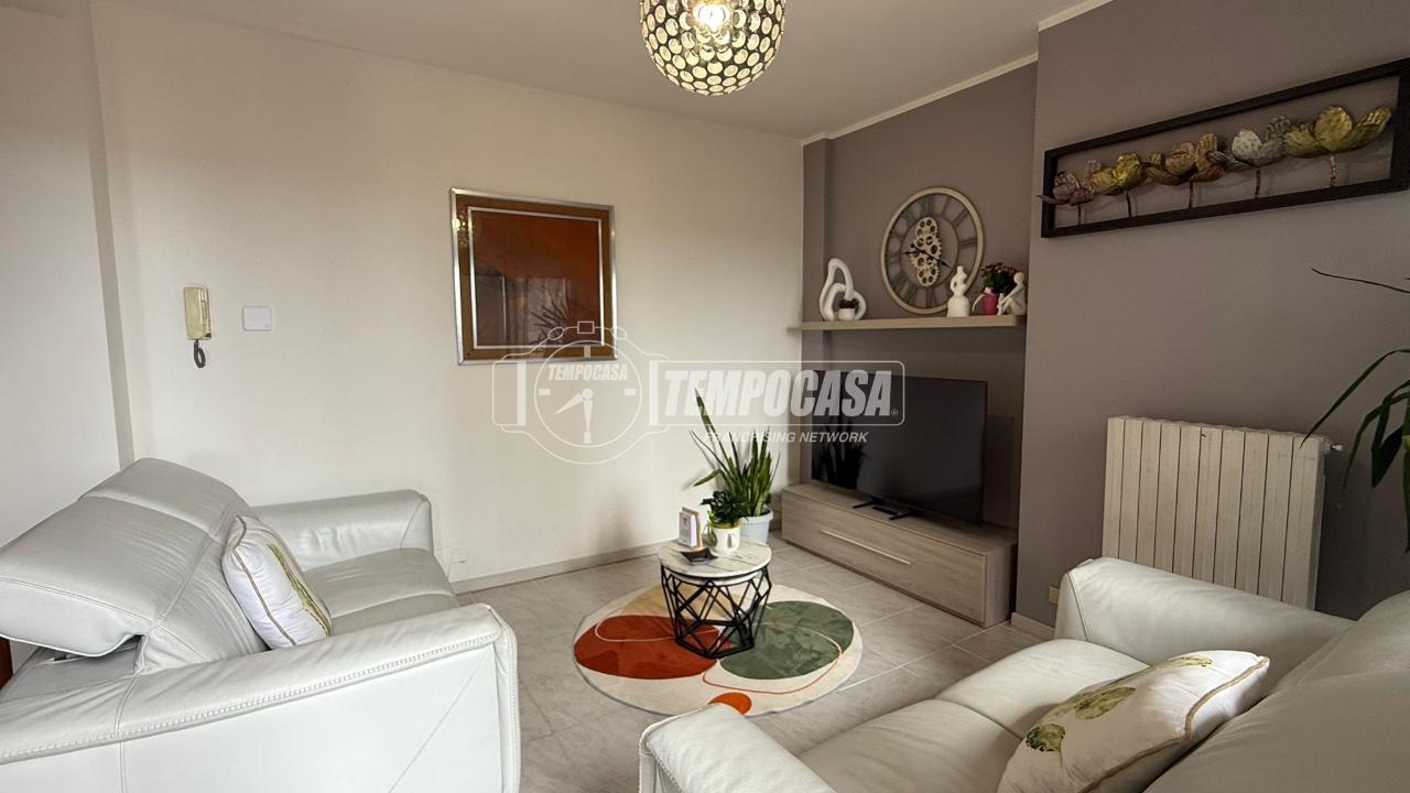 appartamento in vendita a Legnano