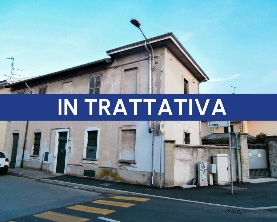 casa indipendente in vendita a Legnano