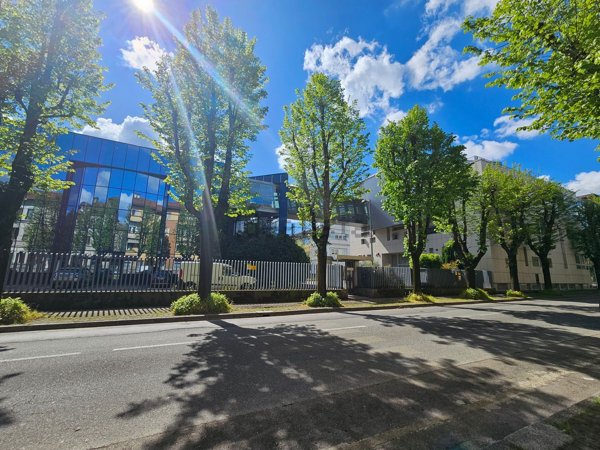 capannone in vendita a Legnano