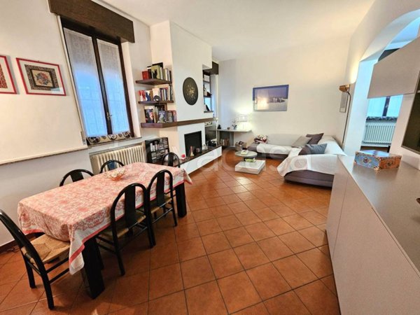 casa indipendente in vendita a Legnano