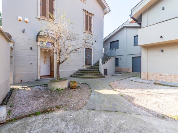 appartamento in vendita a Legnano
