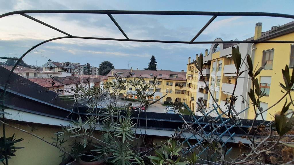 appartamento in vendita a Legnano