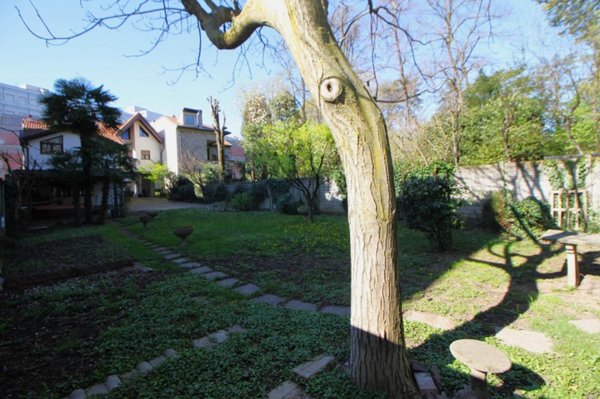 casa indipendente in vendita a Legnano