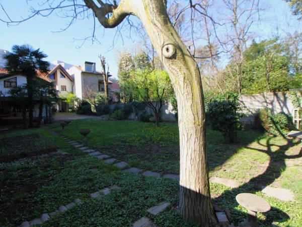 casa indipendente in vendita a Legnano