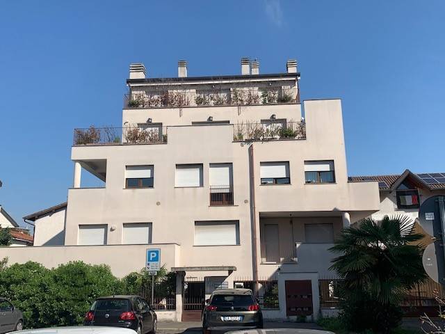 appartamento in vendita a Legnano