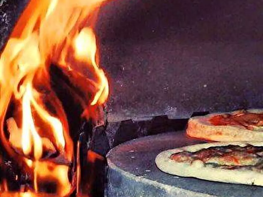negozio in vendita a Legnano
