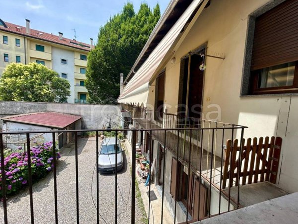 appartamento in vendita a Legnano