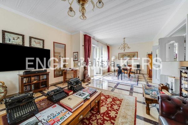 casa indipendente in vendita a Legnano