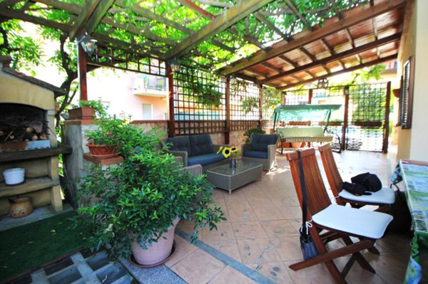 casa indipendente in vendita a Legnano