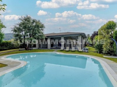 casa indipendente in vendita a Legnano