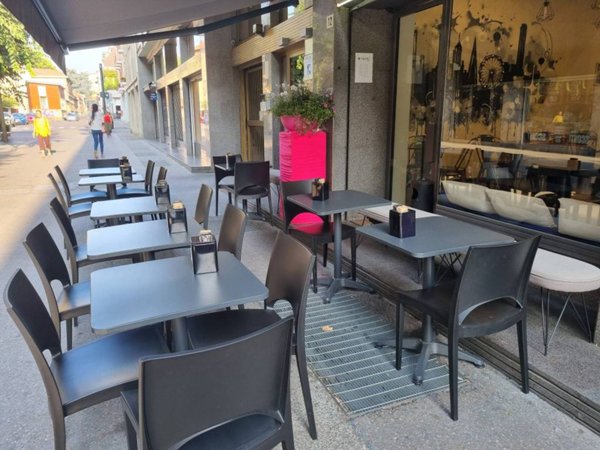 negozio in vendita a Legnano
