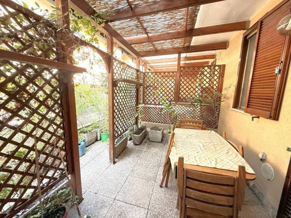 casa indipendente in vendita a Legnano