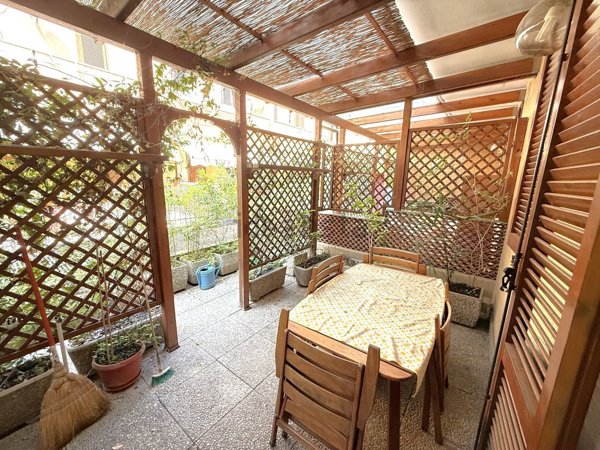 casa indipendente in vendita a Legnano