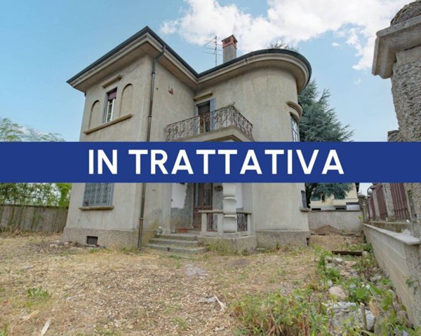 casa indipendente in vendita a Legnano