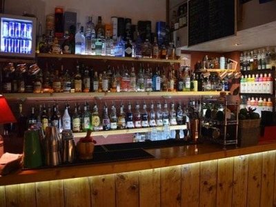 negozio in vendita a Legnano