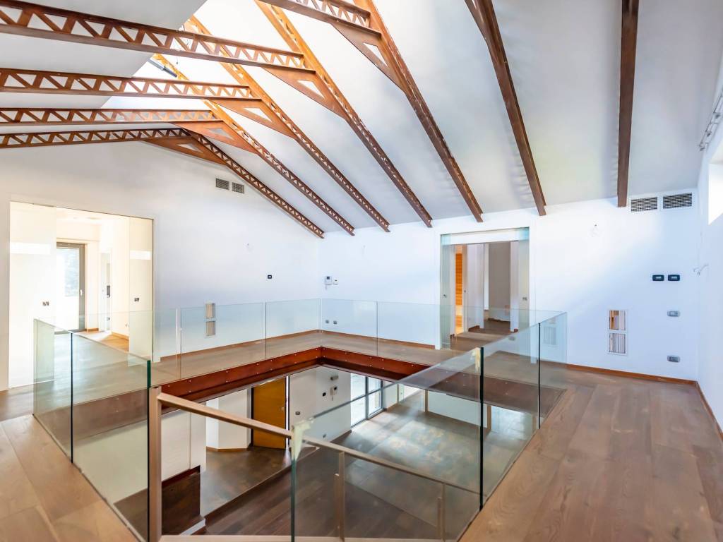 casa indipendente in vendita a Legnano