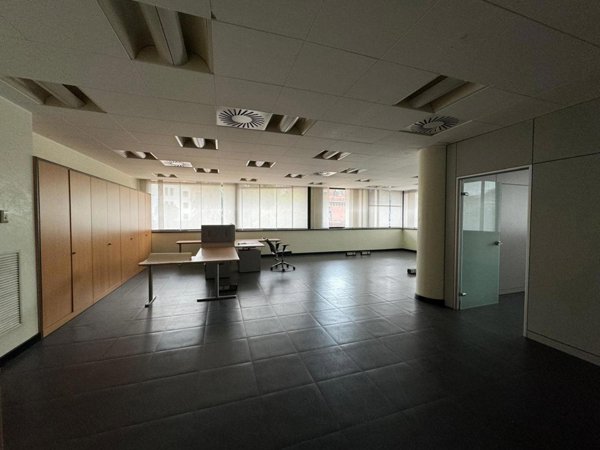 ufficio in vendita a Legnano