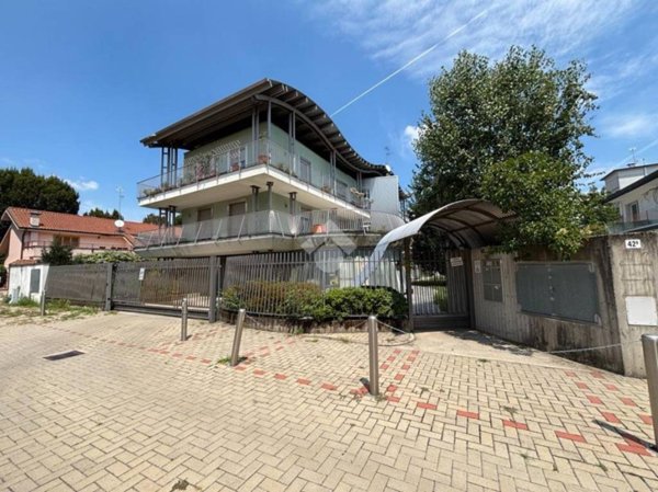 ufficio in vendita a Legnano