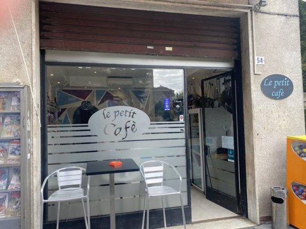 negozio in vendita a Legnano