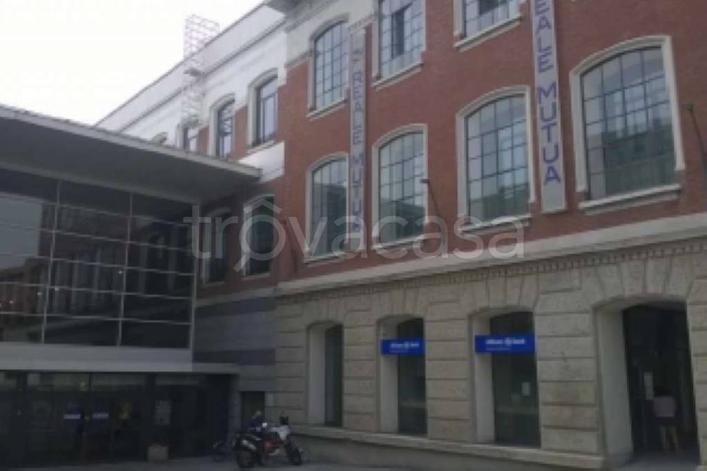 ufficio in vendita a Legnano