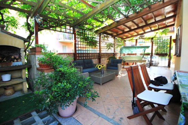 casa indipendente in vendita a Legnano