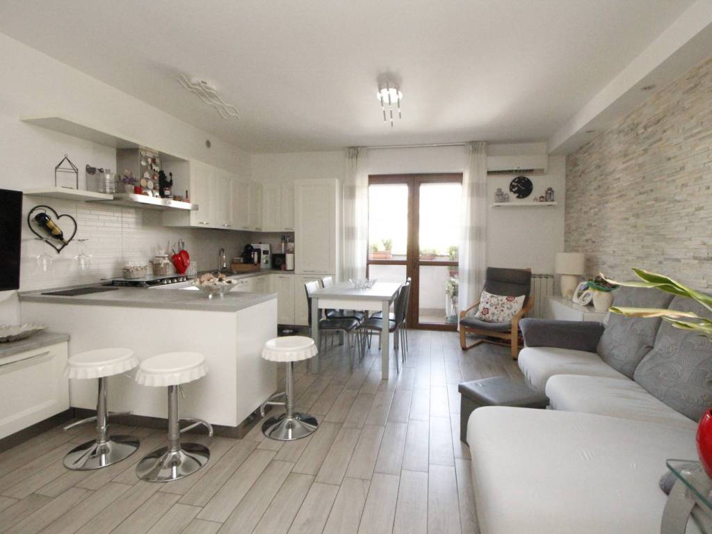 appartamento in vendita a Legnano