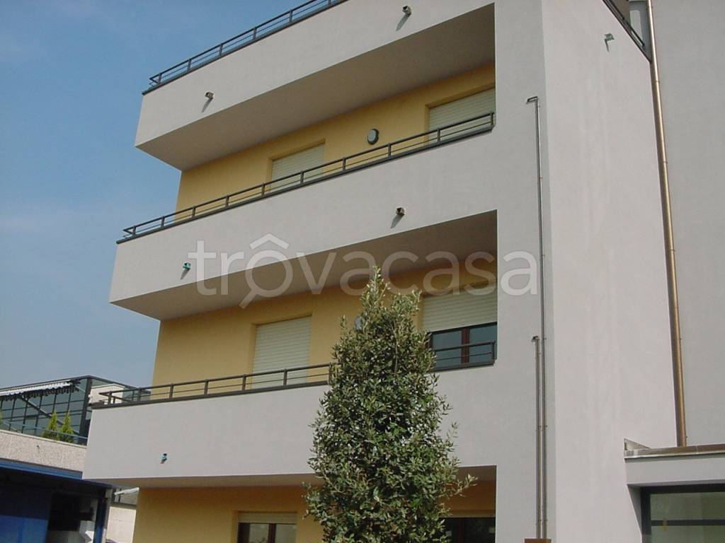appartamento in vendita a Legnano