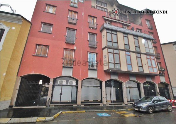 ufficio in vendita a Legnano