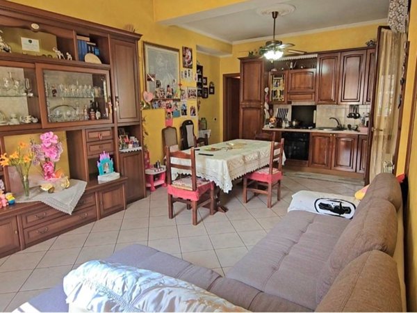 casa indipendente in vendita a Legnano