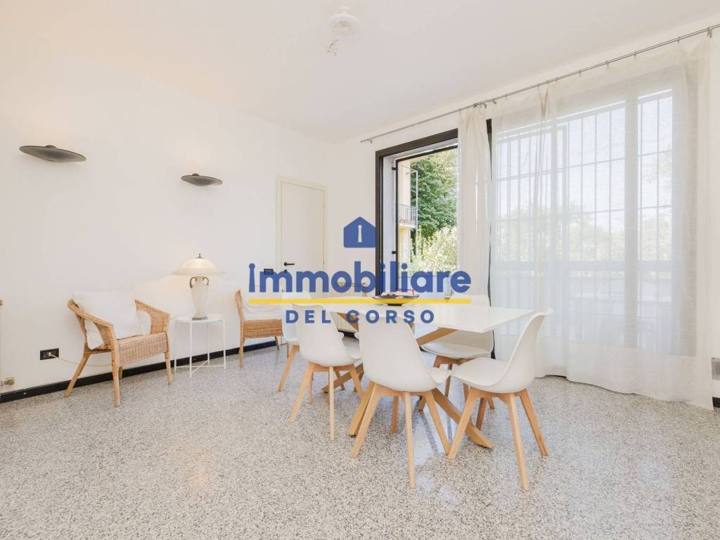 casa indipendente in vendita a Legnano