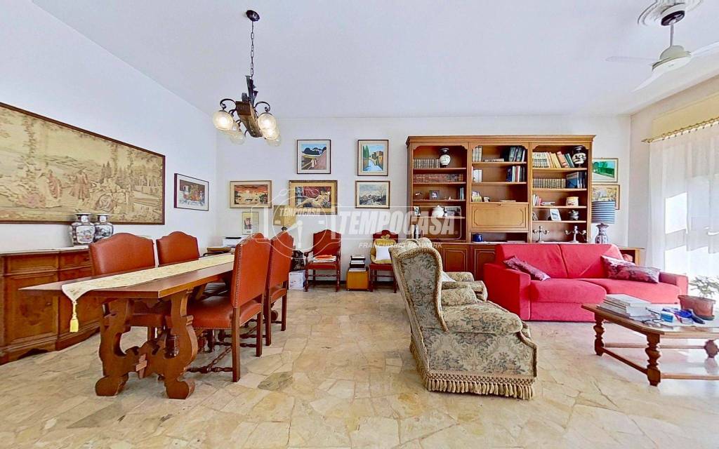 casa indipendente in vendita a Legnano