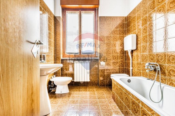 ufficio in vendita a Legnano