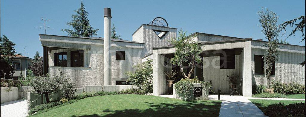 casa indipendente in vendita a Legnano