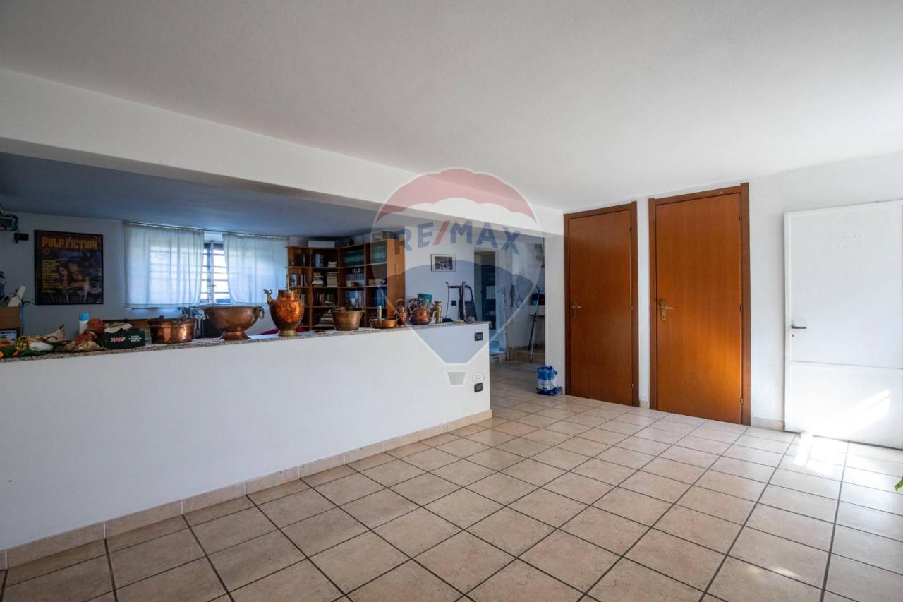 casa indipendente in vendita a Legnano