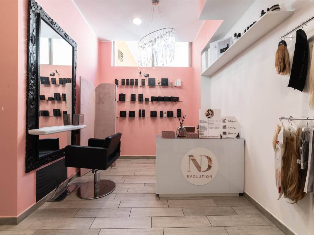 negozio in vendita a Legnano