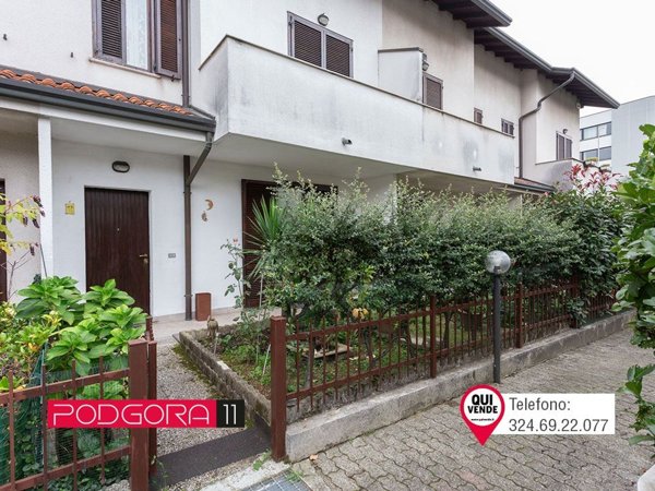 casa indipendente in vendita a Legnano