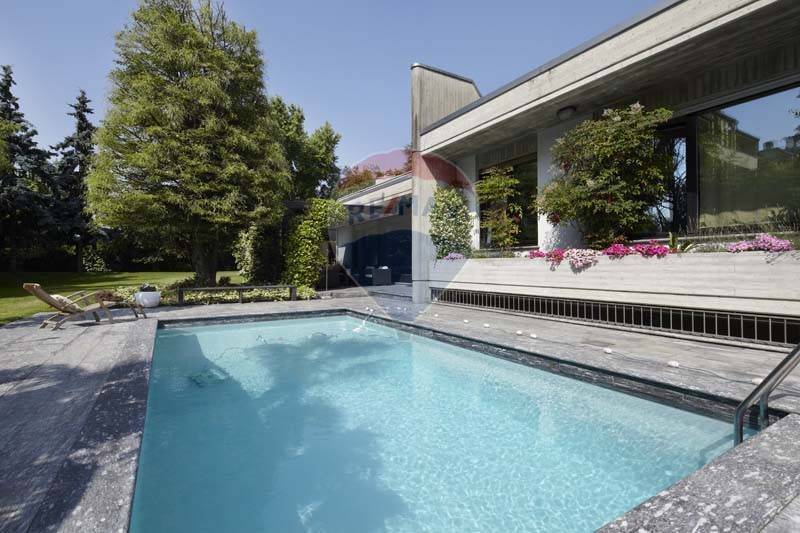 casa indipendente in vendita a Legnano