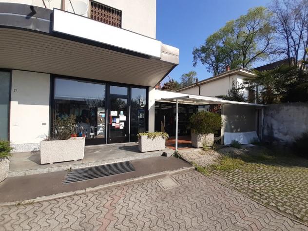 negozio in vendita a Legnano
