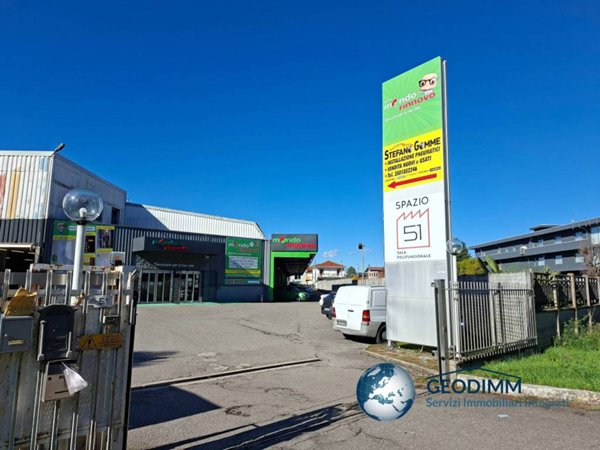 casa indipendente in vendita a Legnano