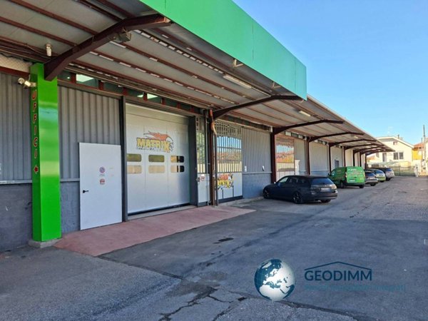 casa indipendente in vendita a Legnano