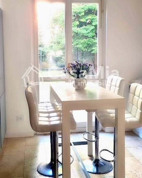 casa indipendente in vendita a Legnano