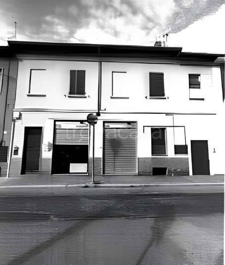 negozio in vendita a Legnano