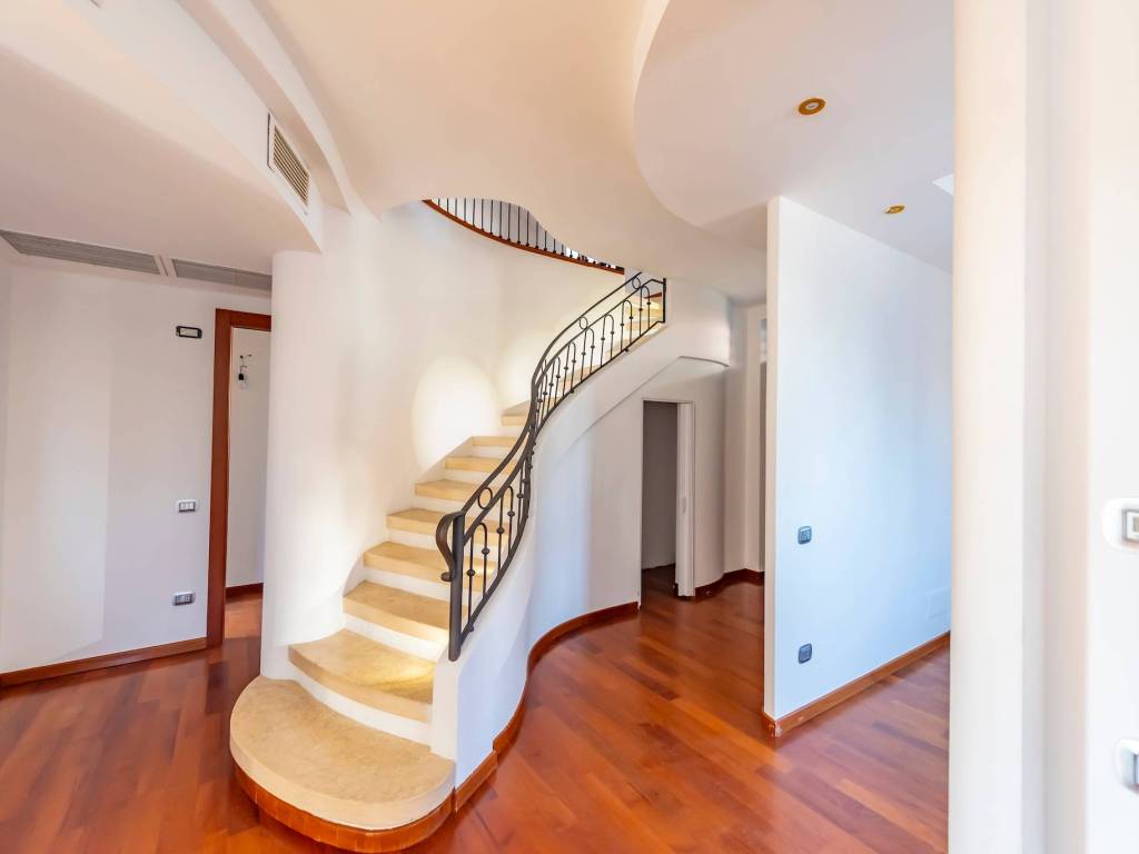 appartamento in vendita a Legnano