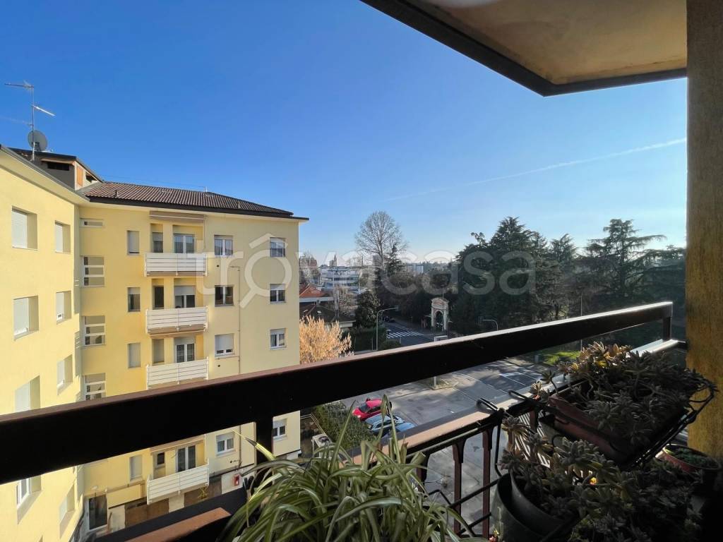 appartamento in vendita a Legnano