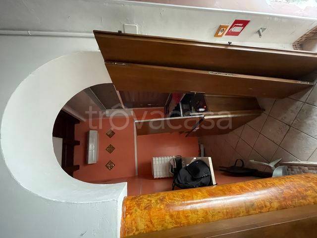 negozio in vendita a Legnano